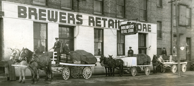Labatt Brewer's Retail store circa 1930